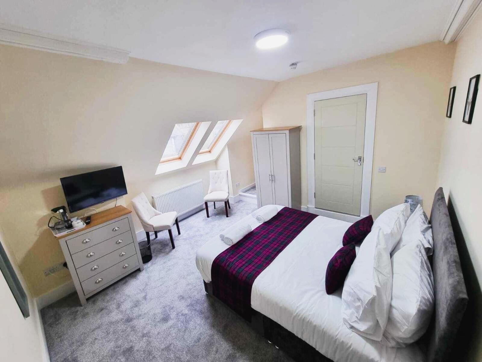Jacobite House Hotel Inverness Room photo