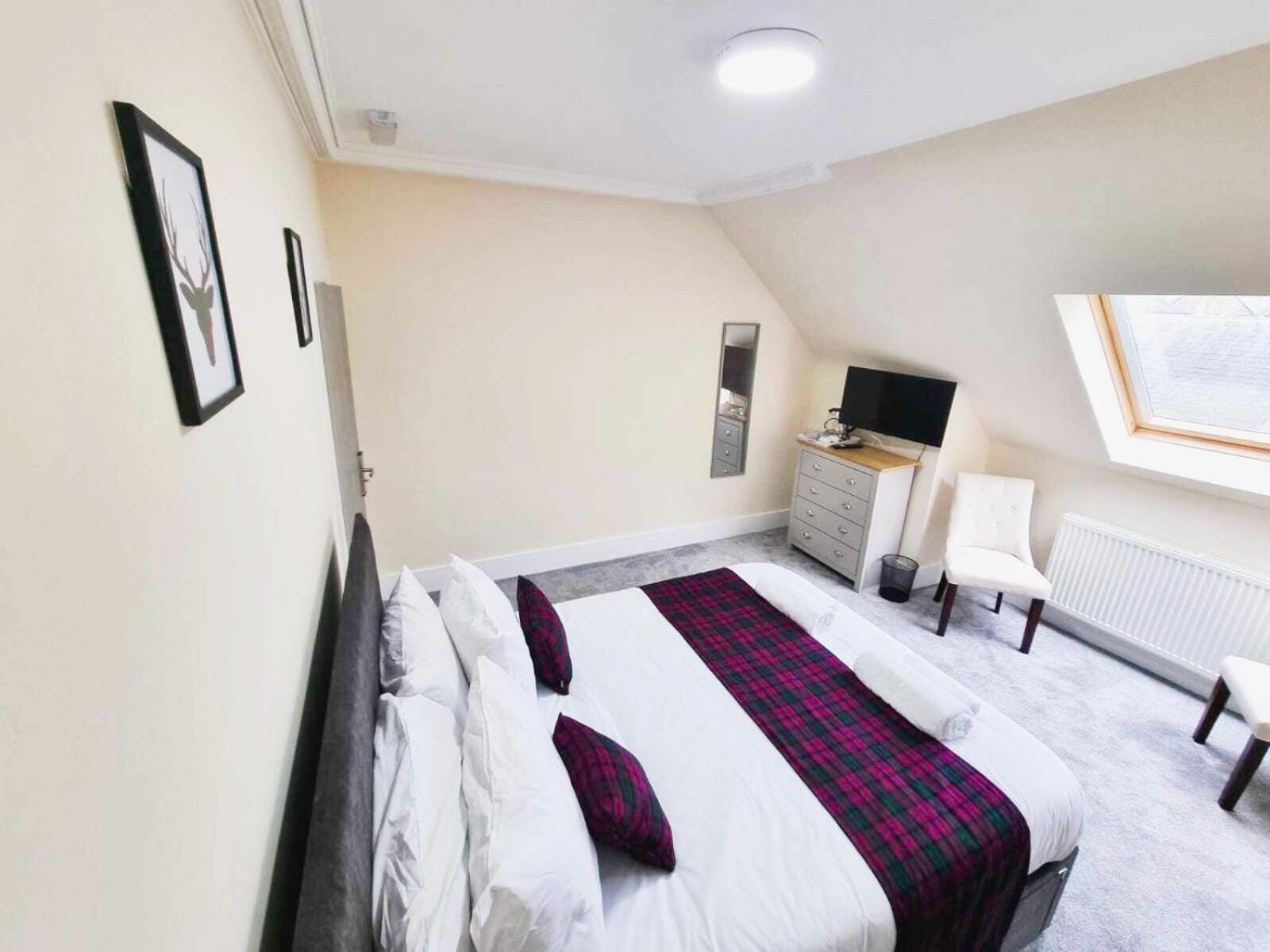 Jacobite House Hotel Inverness Room photo