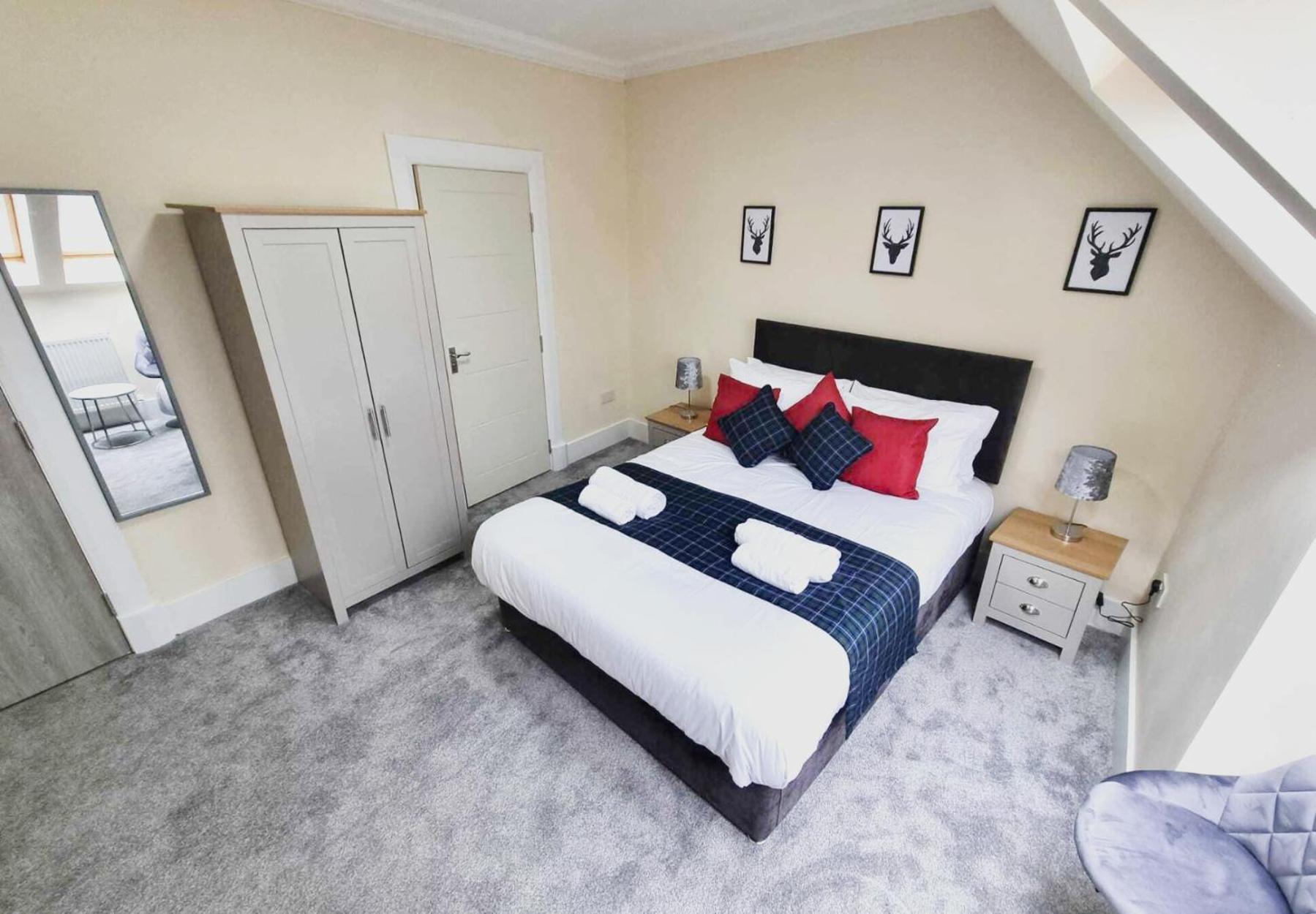Jacobite House Hotel Inverness Room photo